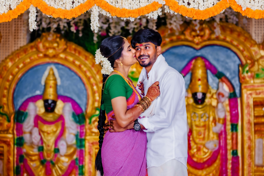 Cover photo of Dhilip Studio - Best wedding photographers in Chennai | 1st Birthday photoshoot | Babyshower | Chennai Wedding Photography